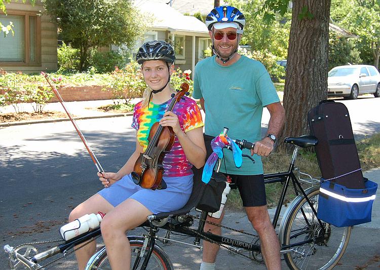 Hazel Betz & Jack on the Counterpoint tandem